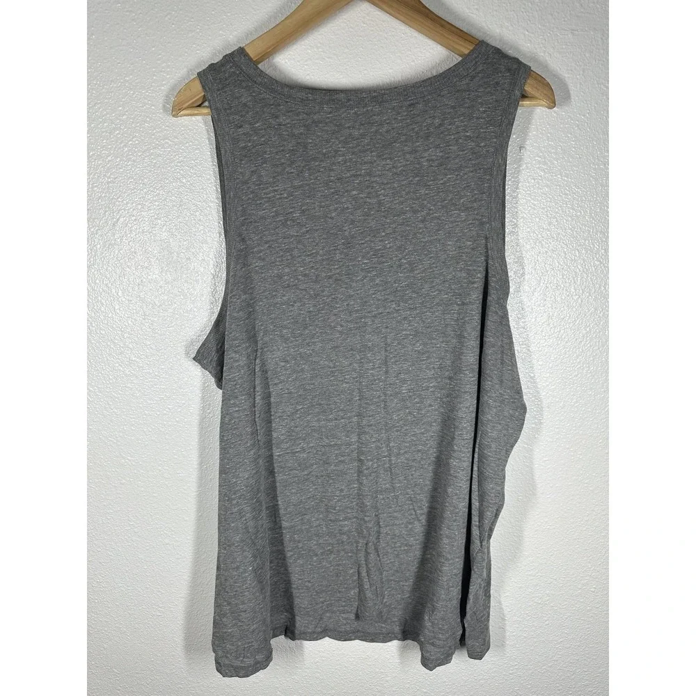Torrid Shirt Womens 3XL Gray Classic Fit Graphic Tank Top‎ Beach Girl Sunglasses - Picture 2 of 7